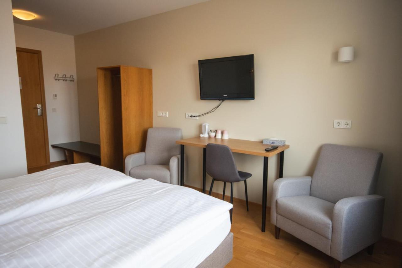 Hotel Burfell Вик Экстерьер фото